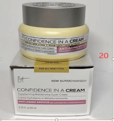 IT Cosmetics – Confidence in a Cream Anti-Aging Moisturizer (60ml)